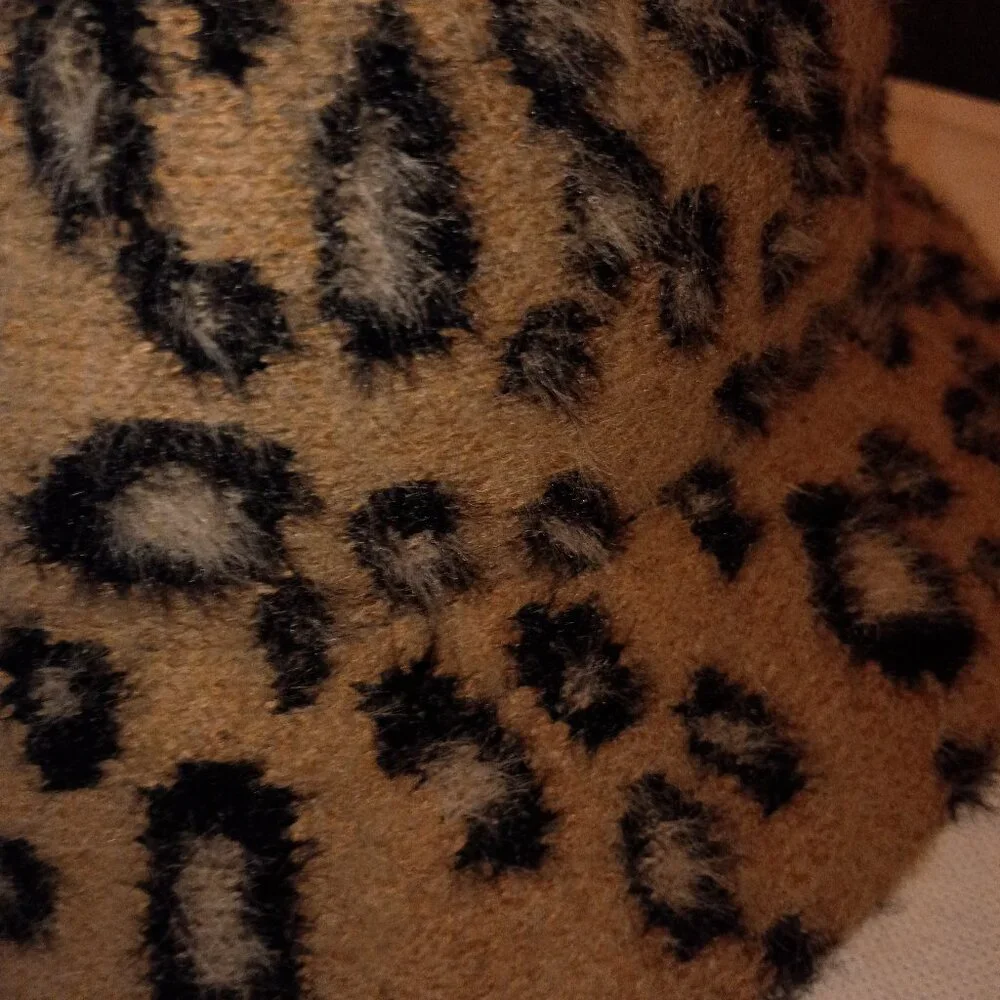 VINCE CAMUTO CAMEL BLACK TAN LEOPARD PRINT WOMEN'S BUCKET HAT One Size - Picture 3 of 3